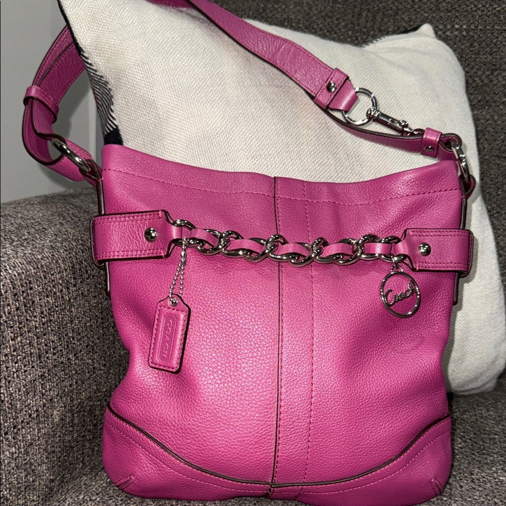 🚨NWOT Coach Abby Mini Hobo Pebbled Leather Crossbody - Blossom Pink F1972- COA